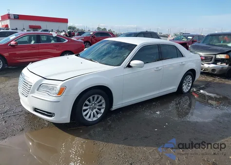 2014 Chrysler 300 из США, поврежденный, VIN 2C3CCAAG9EH239902